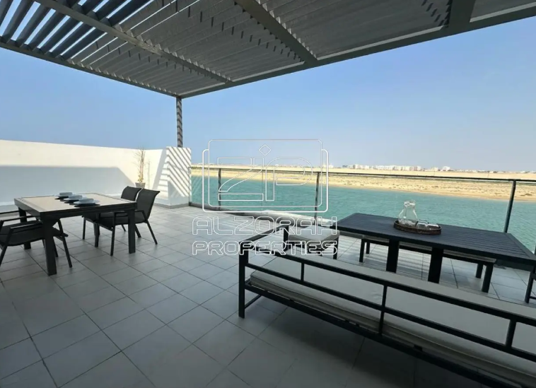 sun island balcony