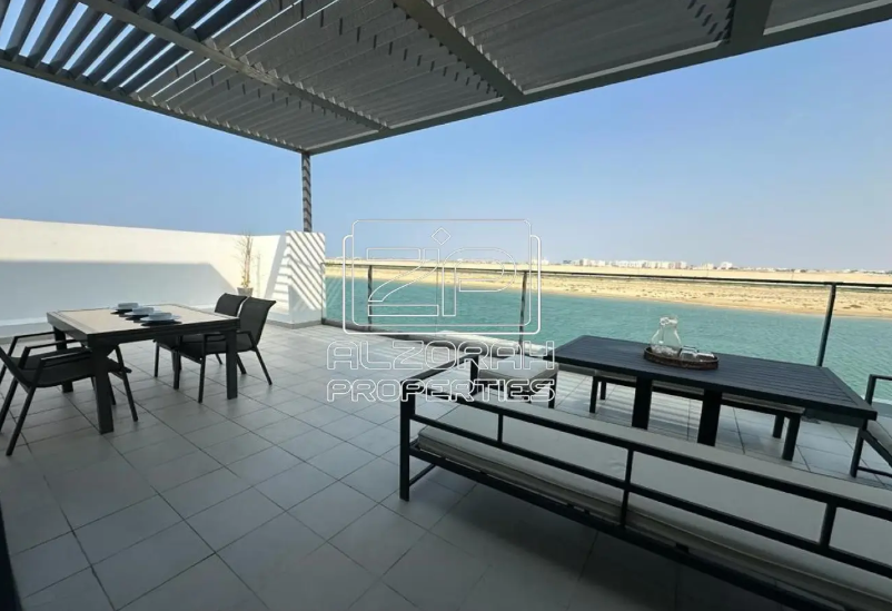 sun island balcony