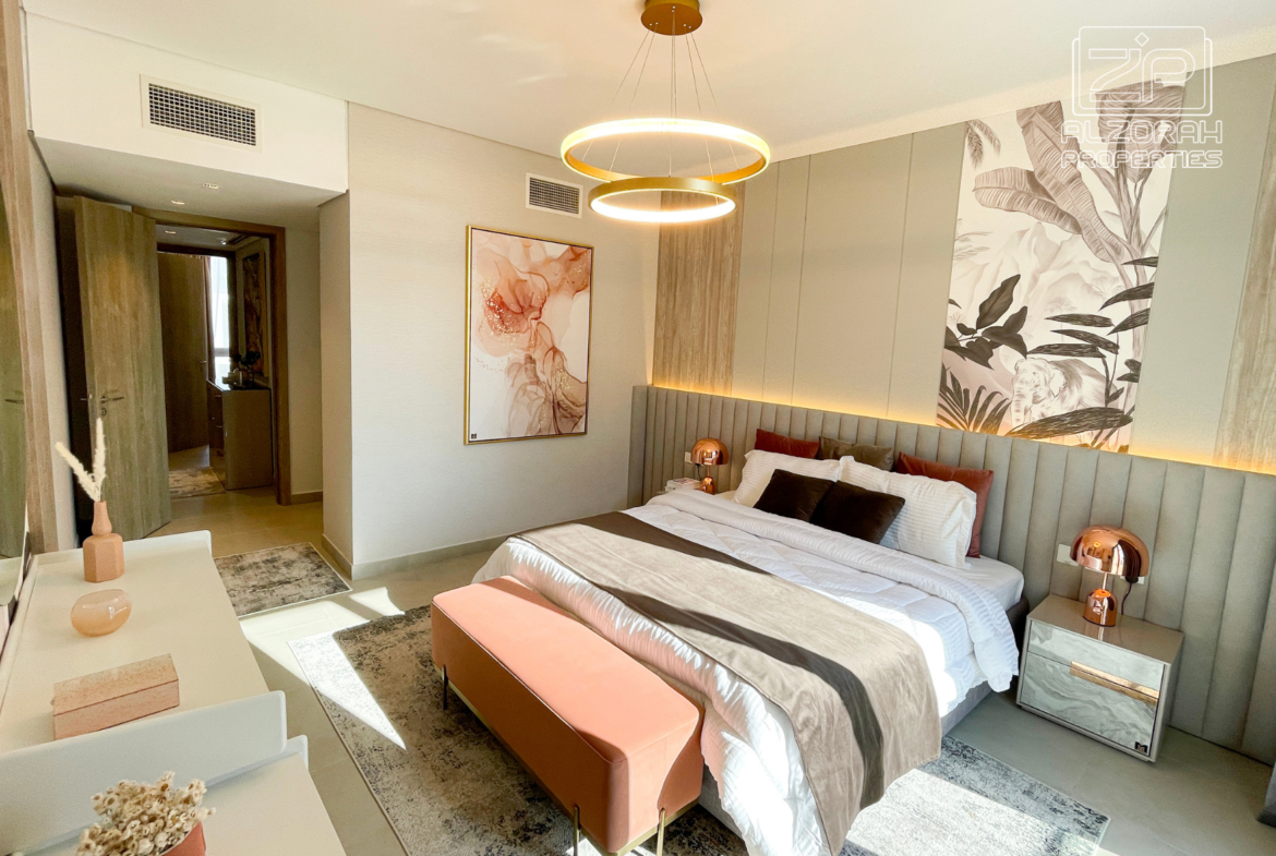 luxury waterfront homes