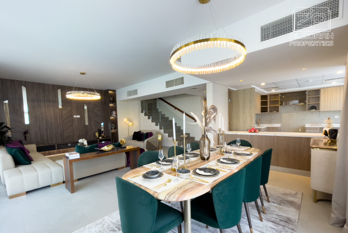 luxury waterfront homes