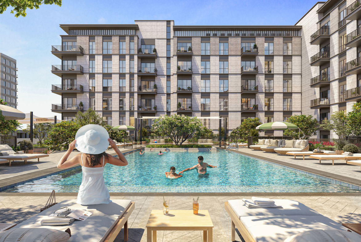 24_08_13_Maryam-plot-10_EXT_Cam06_pool