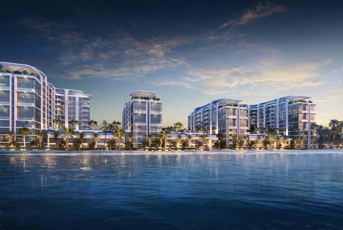 Beachfront Apartment in UAQ