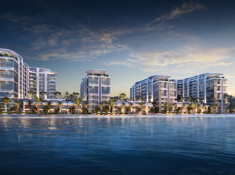 Beachfront Apartment in UAQ